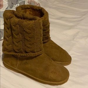 fuzzy lined boots